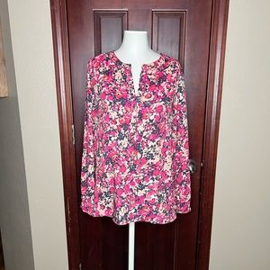 LOFT beautiful floral blouse NWOT navy blue,light pink and hot pink